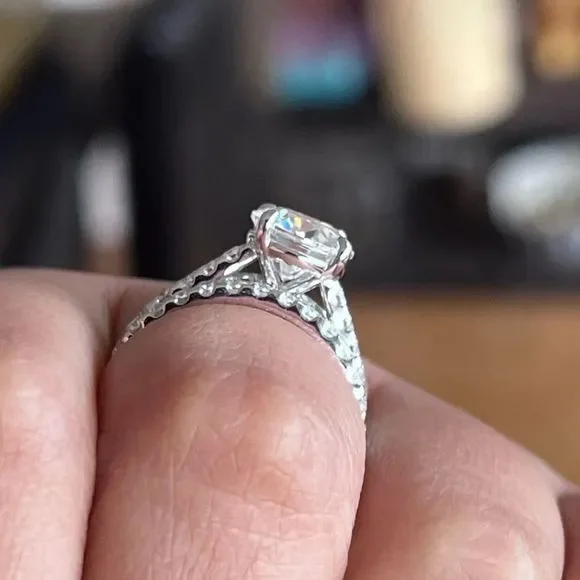 Captivating 4.5ct tw bridal wedding Ring Set